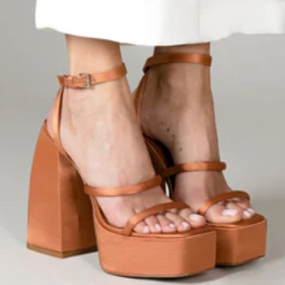 BRAND NEW JESSICA SIMPSON OPEN PLATFORM HEELS - Picture 1 of 14